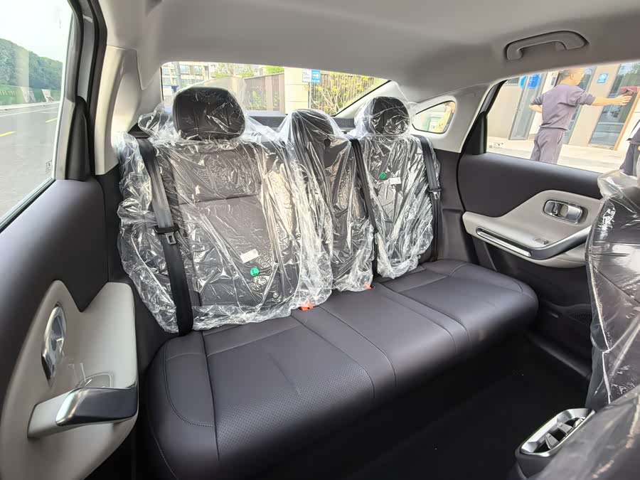 零跑汽车 零跑B01 汽车图片 #13