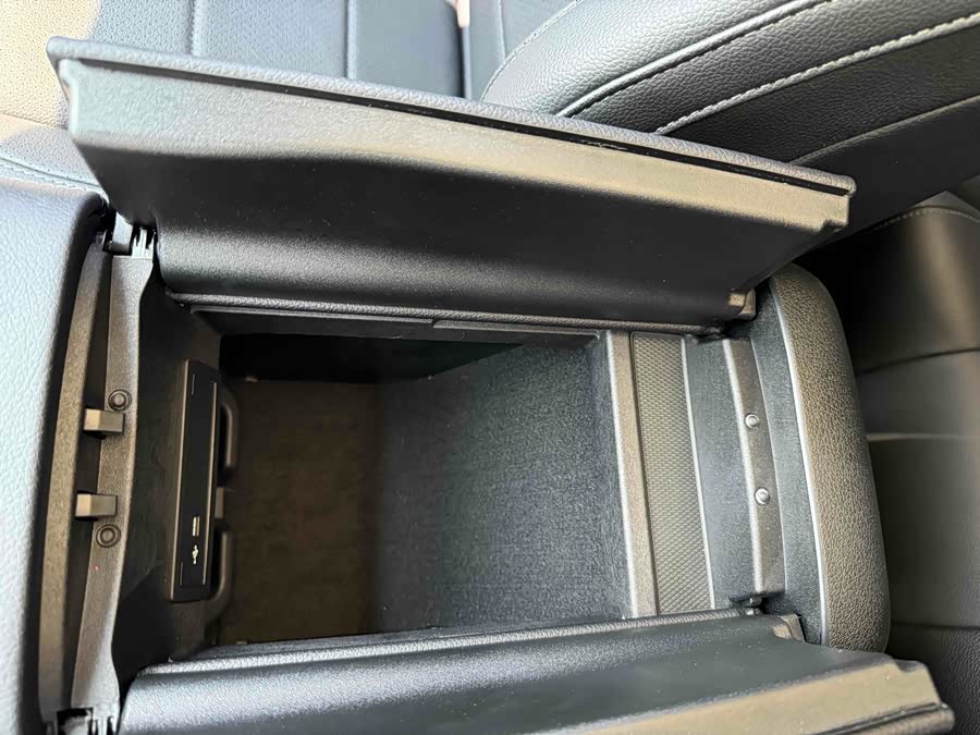 奔驰 奔驰GLE轿跑新能源 2022 汽车图片 #13