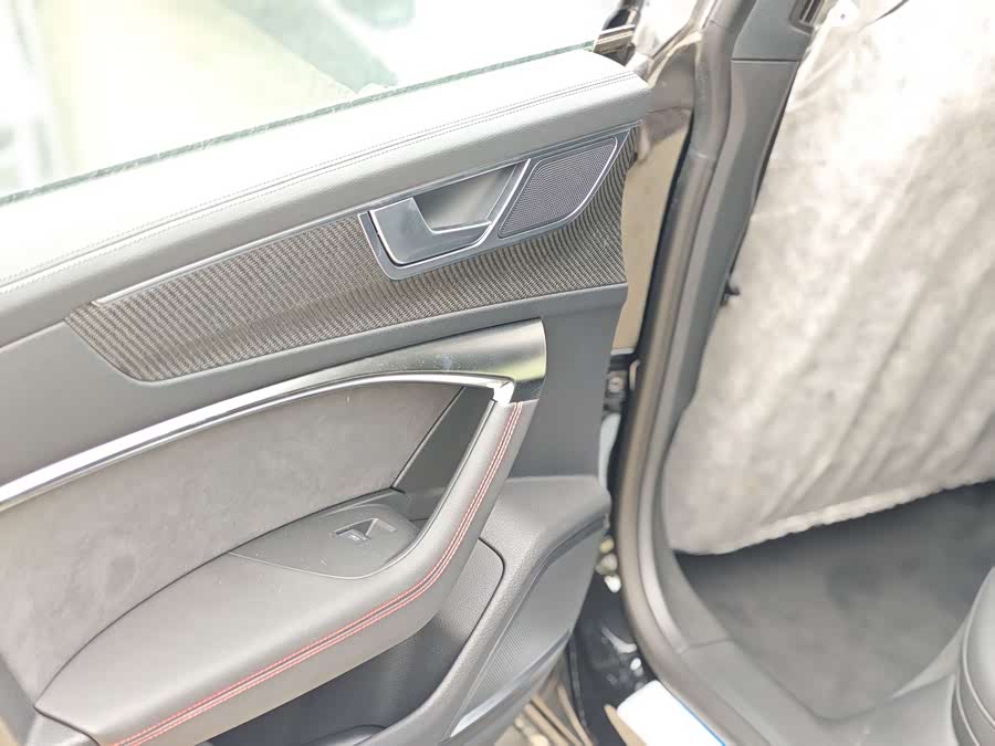 Audi RS 7 car image #13