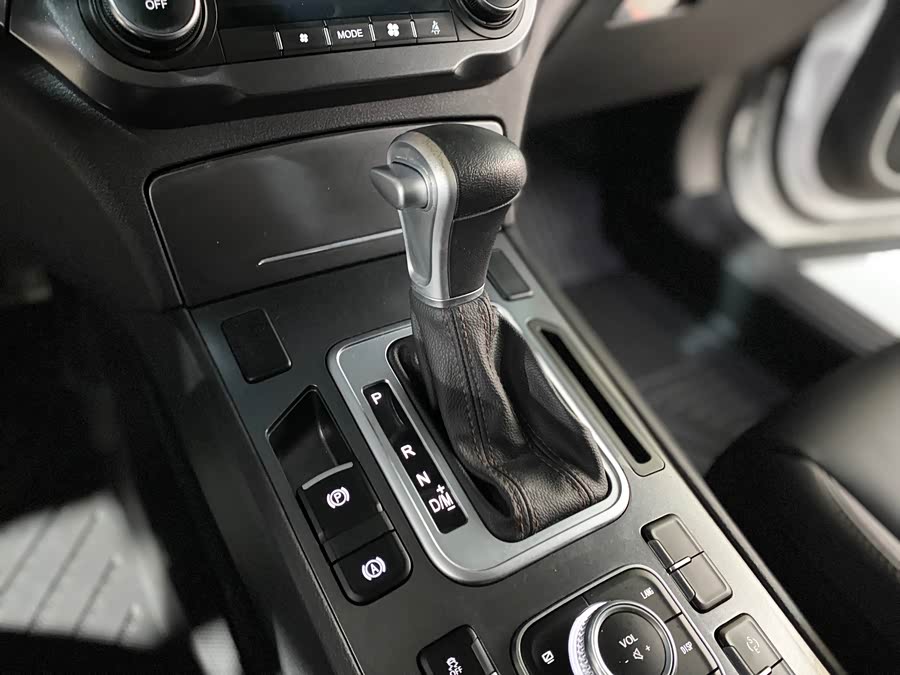 Haval H6 Coupe 2018 car image #13