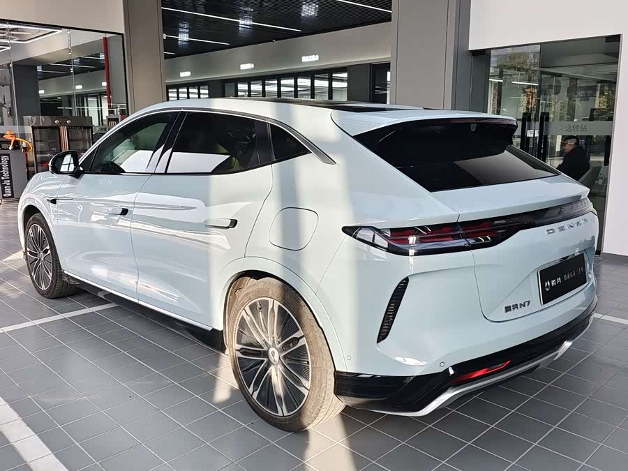 Denza N7 2024 #13 Denza N7 2024 car image #13