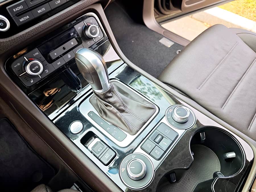 大众 途锐 2017 汽车图片 #13