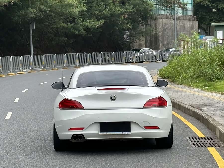 BMW Z4 2013 car image #13
