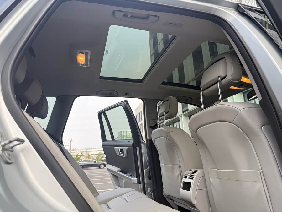 Mercedes-Benz GLK Class (Imported) 2010 car image #13