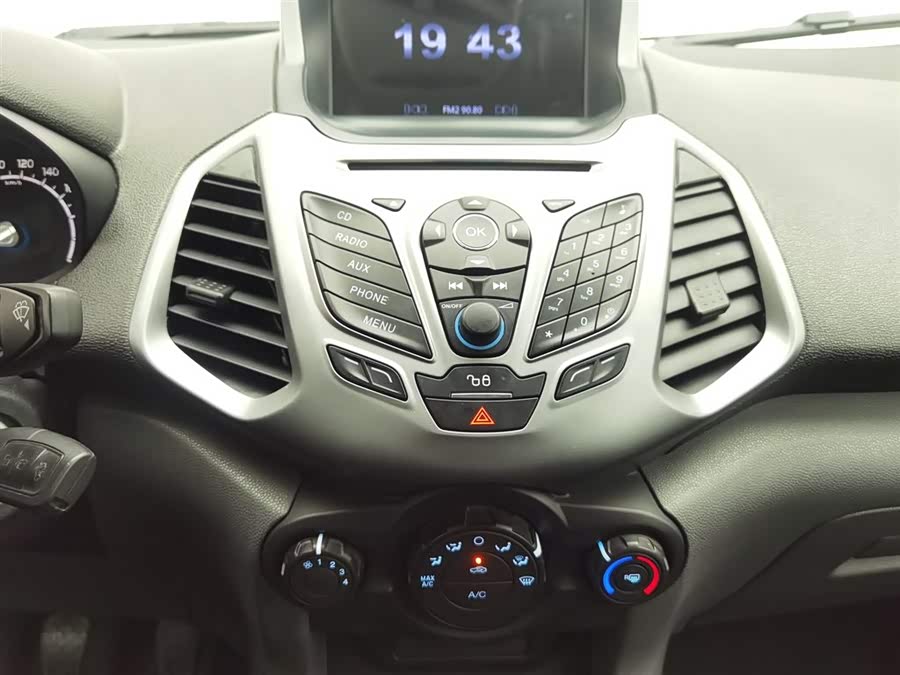 Ford EcoSport 2016 car image #13