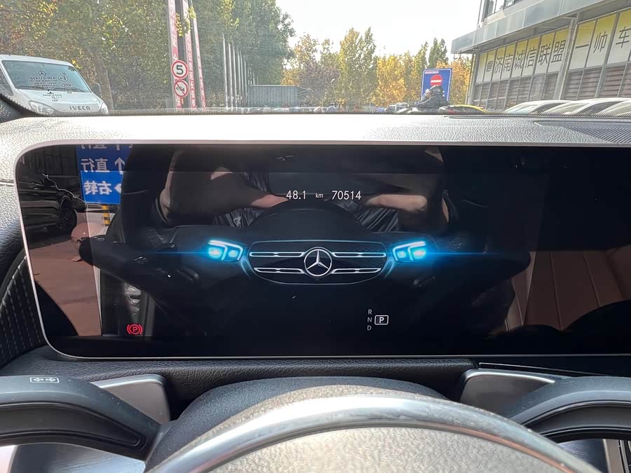 Mercedes-Benz GLB Class 2020 car image #13