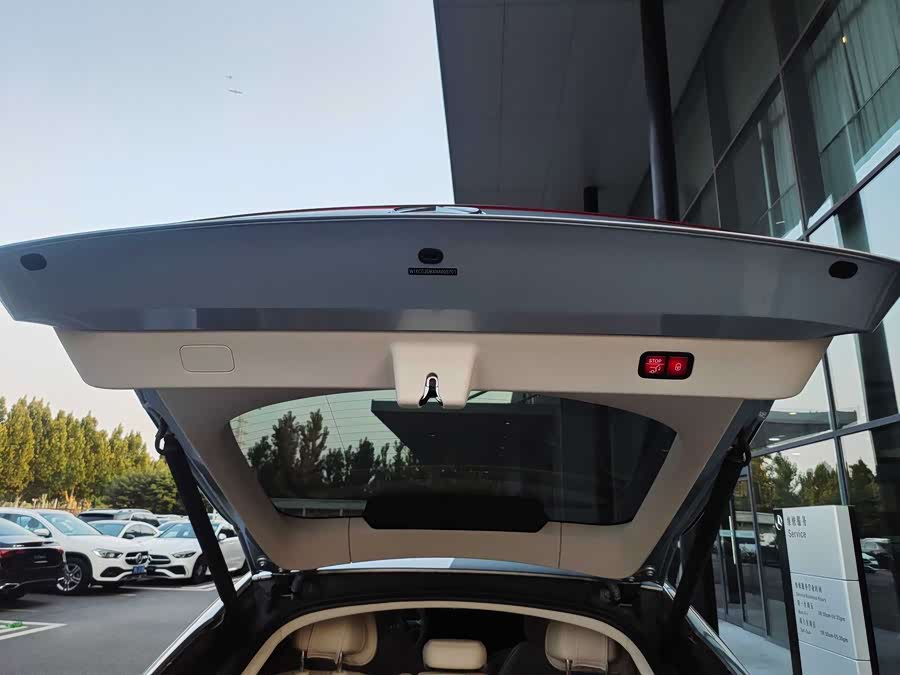 Mercedes-Benz EQS Class 2022 car image #13