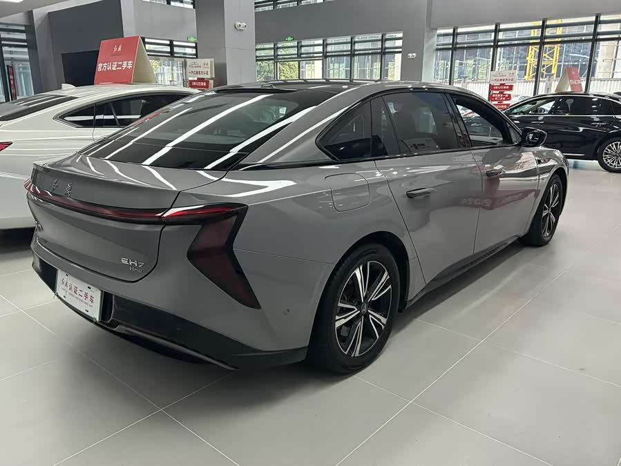 HongQi EH7 2024 #13 HongQi EH7 2024 car image #13