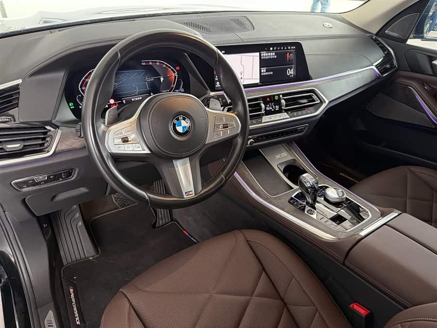 BMW X5 2022 car image #13