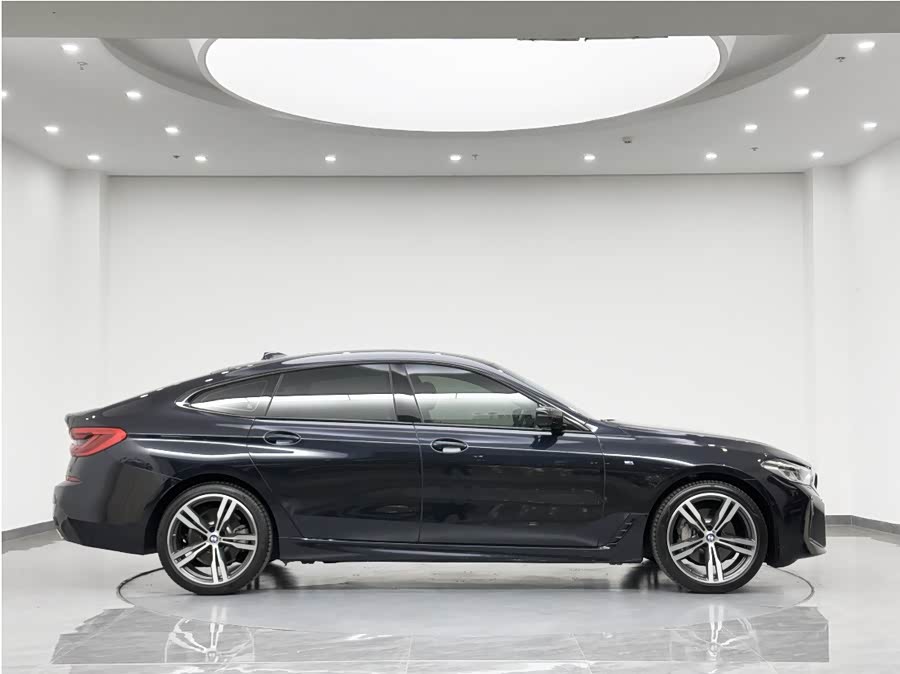 BMW 6 Series 2024 imagem de carro #13