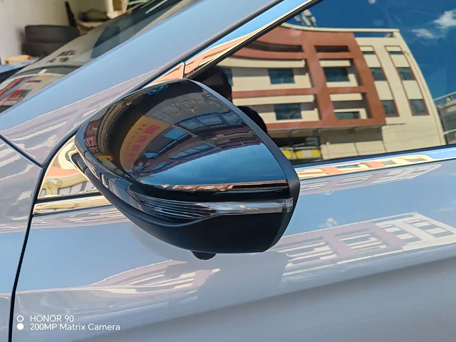 GEELY Binray 2023 car image #13