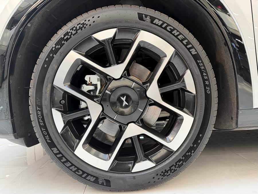 Xpeng G7 2025 immagine di auto #13