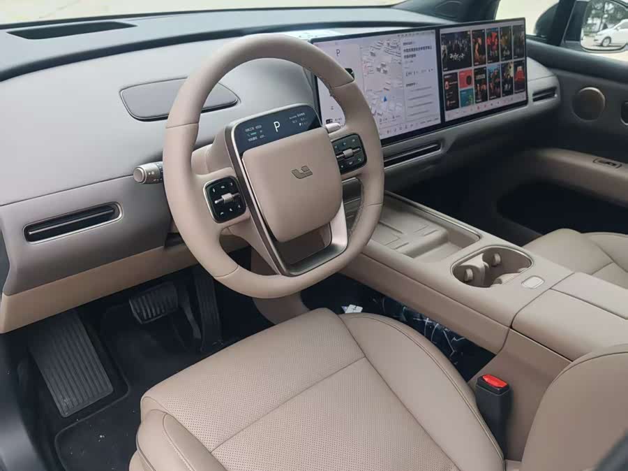 理想汽车 理想i6 2025 汽车图片 #13