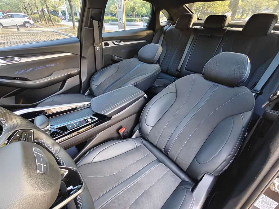 GEELY Preface 2024 car image #13