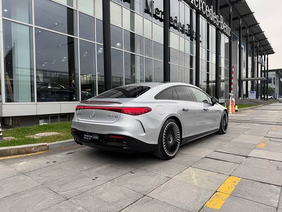 Mercedes-Benz EQS AMG 2024 #13 Mercedes-Benz EQS AMG 2024 car image #13