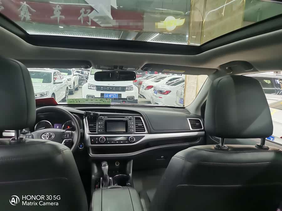 Toyota Highlander 2017 car image #13