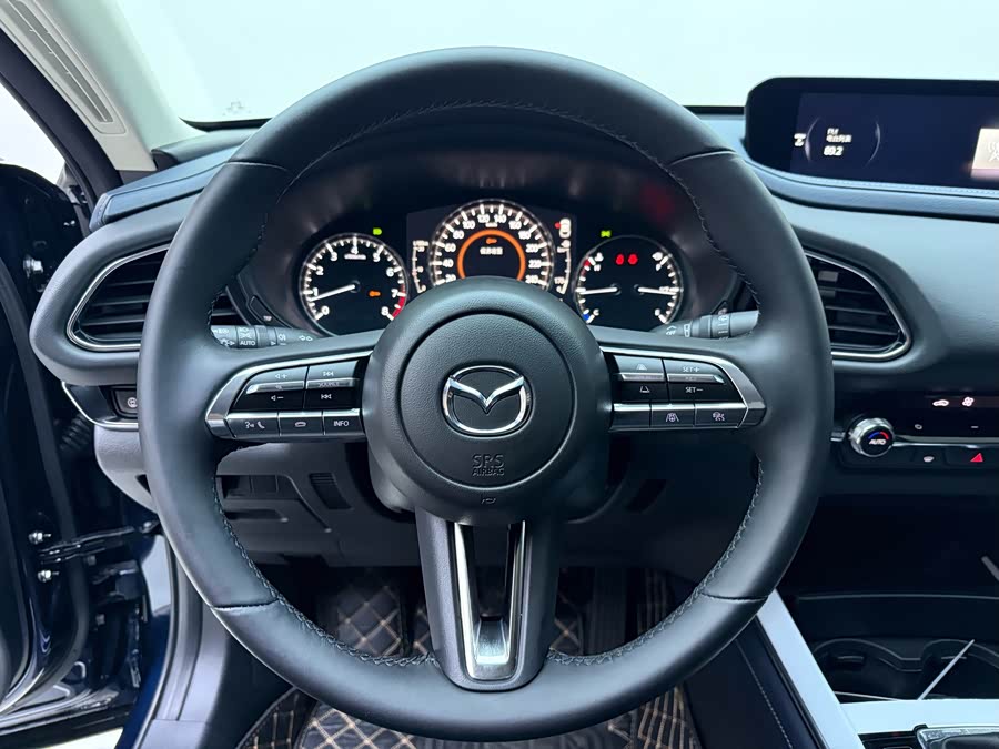 Mazda CX-3 2023 car image #13