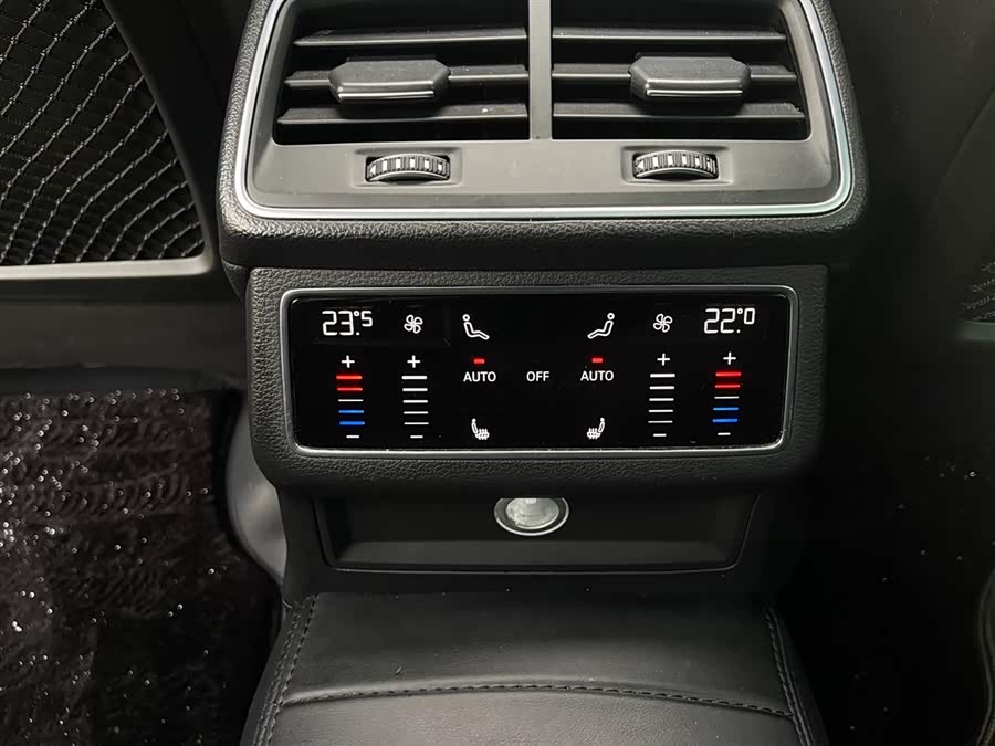 Audi A6L 2021 #13 Audi A6L 2021 car image #13