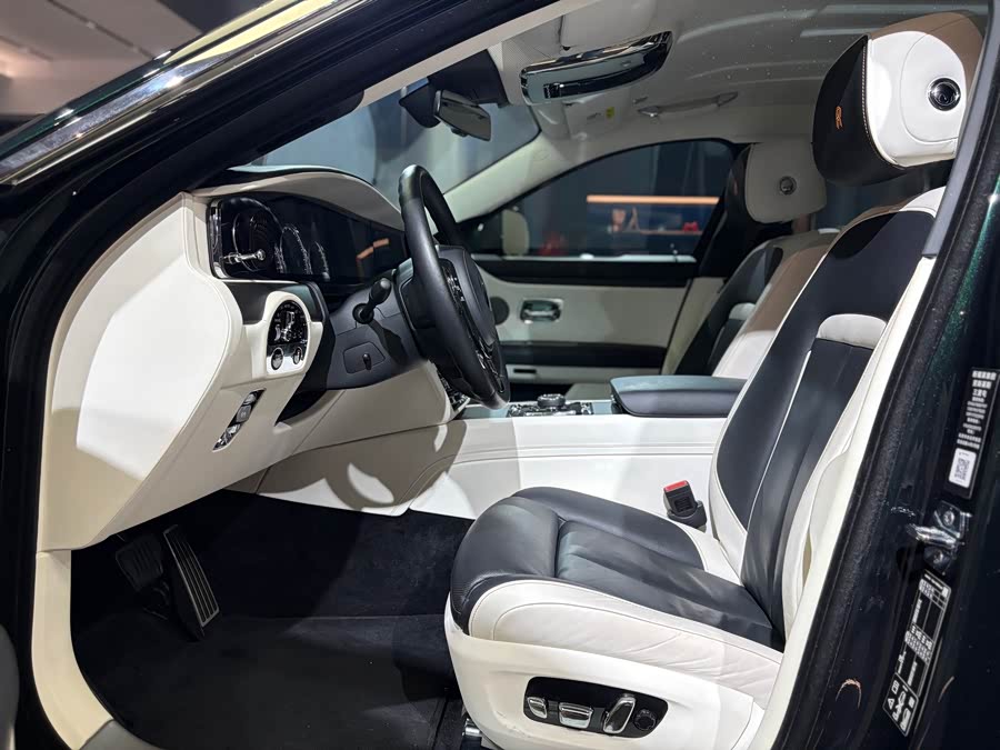 Rolls-Royce Ghost 2022 car image #13