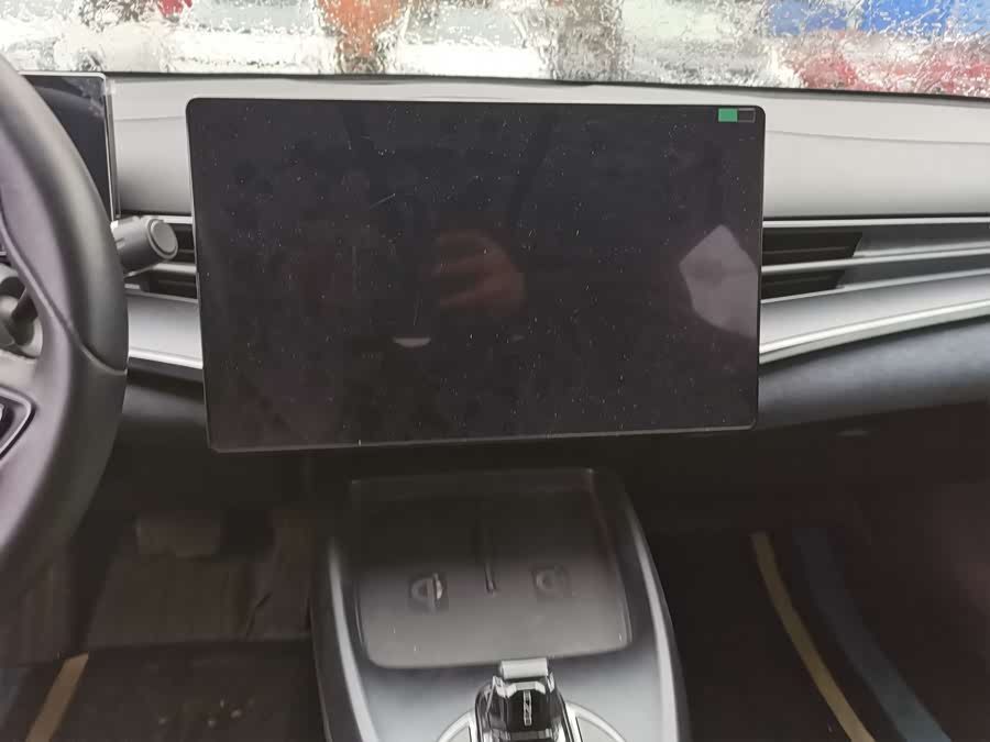 BYD Seal 2024 car image #13