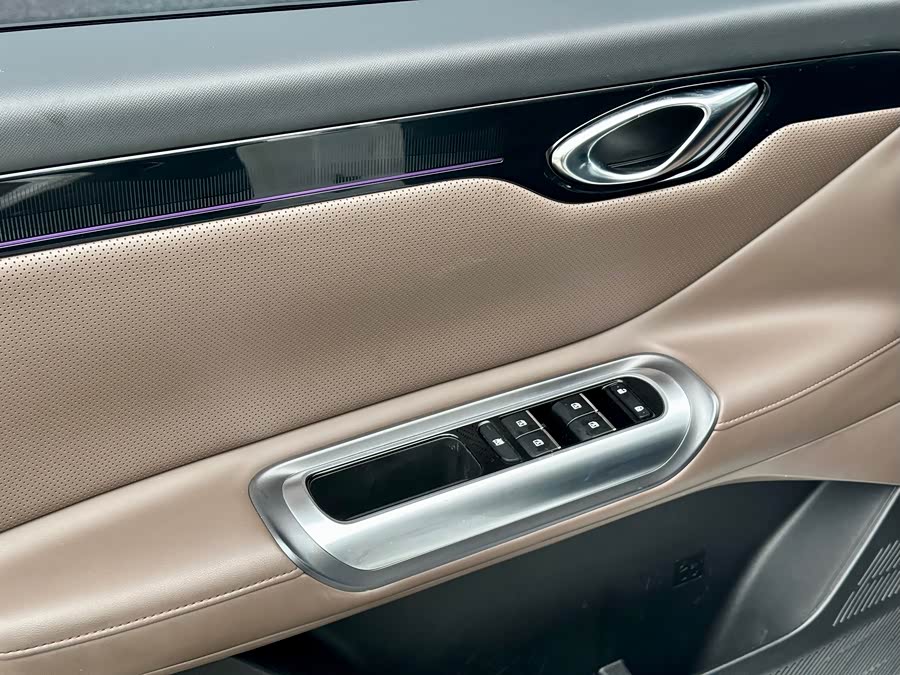 GAC Trumpchi E8 New Energy 2023 car image #13