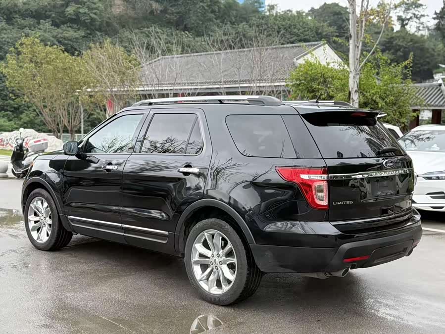Ford Explorer (Imported) 2014 car image #13