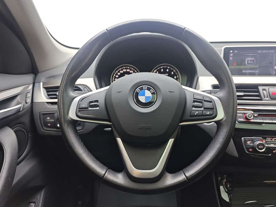 BMW X1 New Energy 2018 #13 BMW X1 New Energy 2018 car image #13