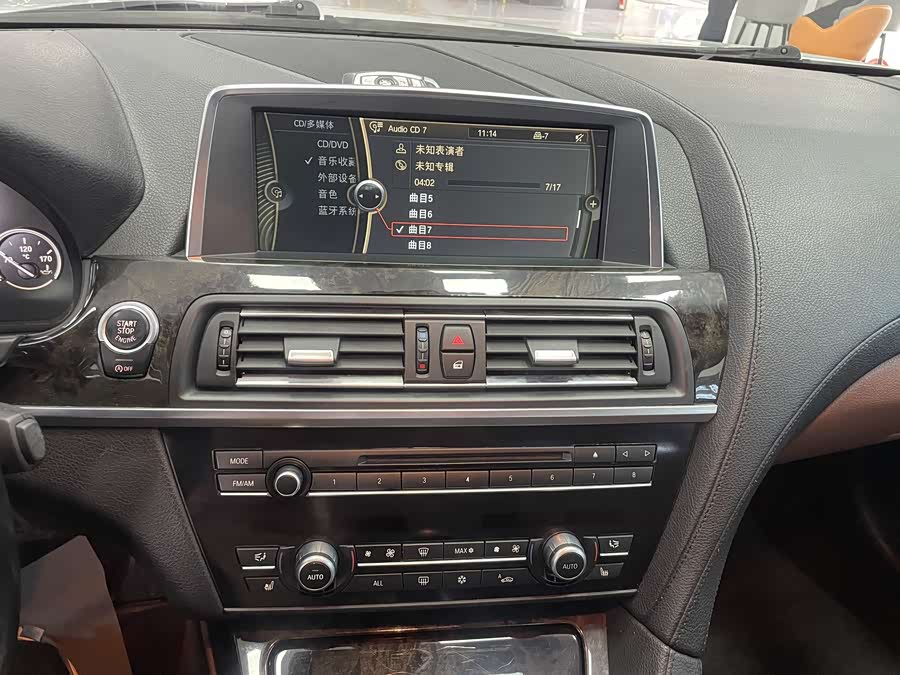 BMW 6 Series 2011 car image #13