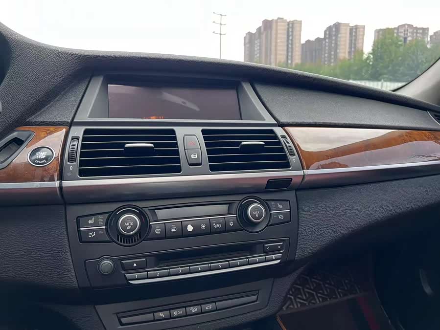 BMW X5 (Imported) 2012 car image #13