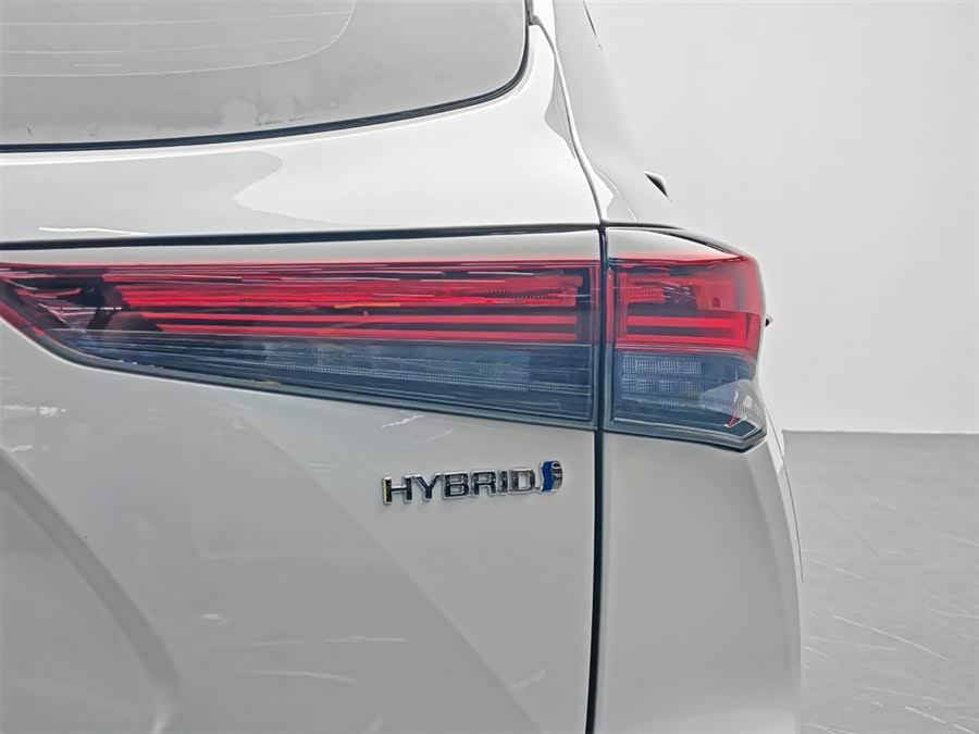 Toyota Crown Kluger 2023 car image #13