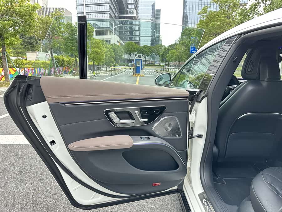 Mercedes-Benz EQS Class 2023 #13 Mercedes-Benz EQS Class 2023 car image #13