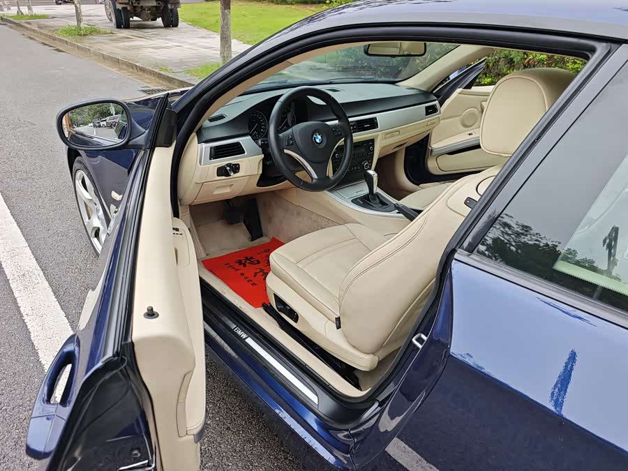 BMW 3 Series (Imported) 2011 car image #13