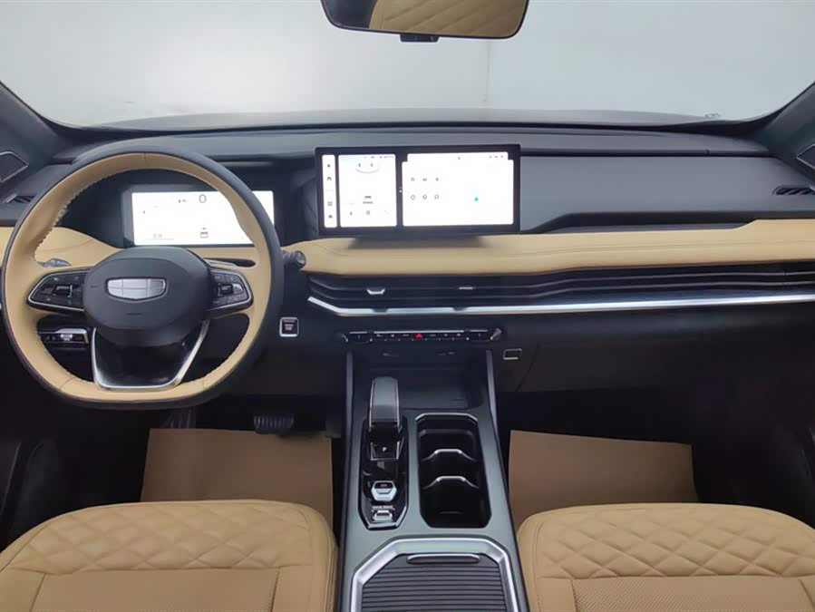 GEELY Okavango L 2022 immagine di auto #13