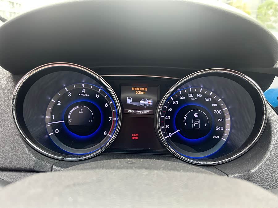 Hyundai Sonata 2012 car image #13