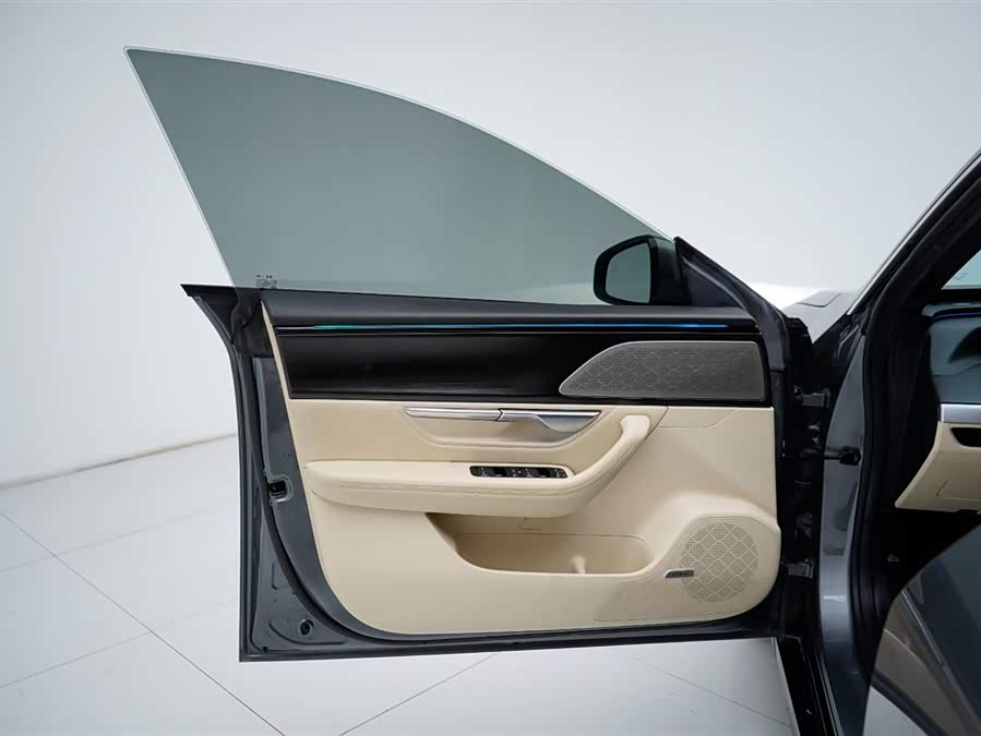 小鹏 小鹏P7 2021 汽车图片 #13