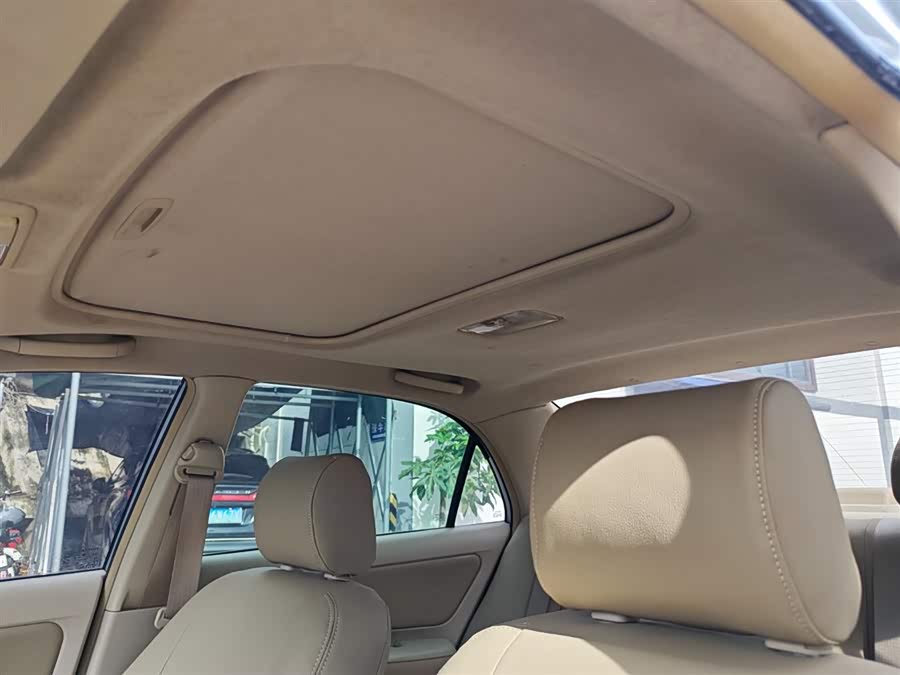 Toyota Reiz 2013 immagine di auto #13