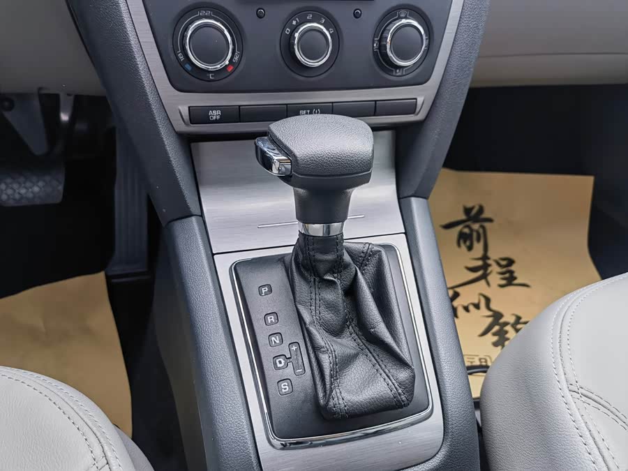 斯柯达 明锐 2012 汽车图片 #13