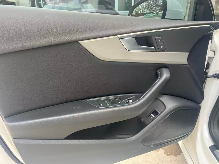 奥迪 奥迪A4L 2018 汽车图片 #13