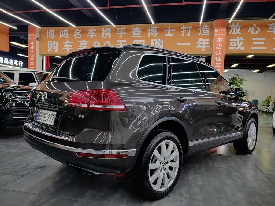 Volkswagen Touareg 2017 car image #13