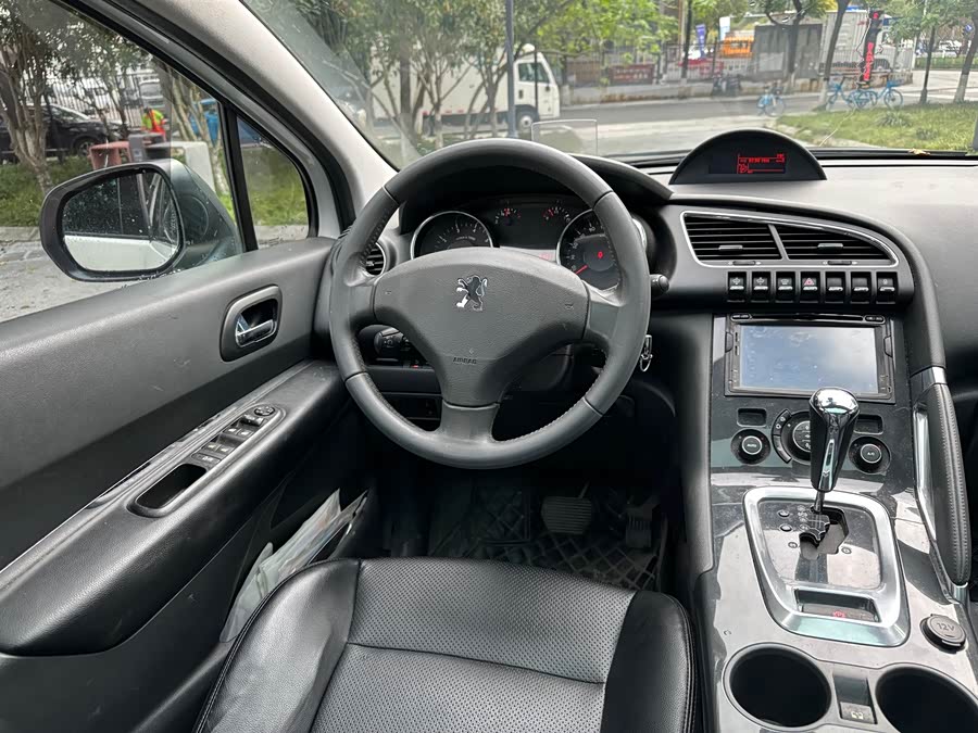 标致 标致3008(进口) 2012 汽车图片 #13