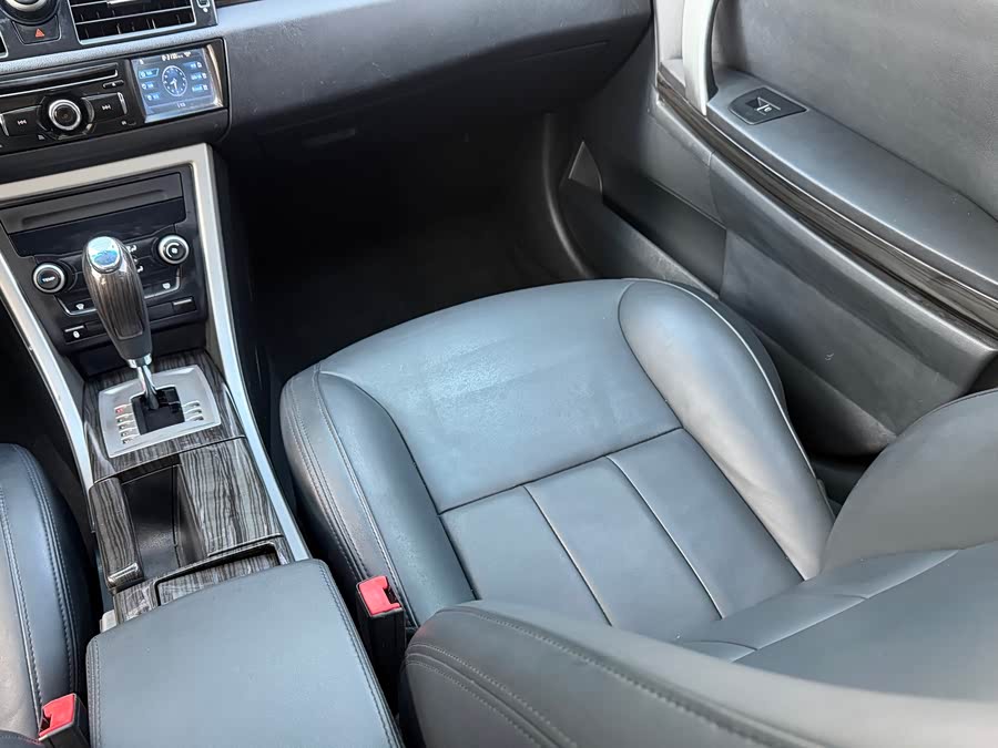 Roewe 550 2013 image de voiture #13