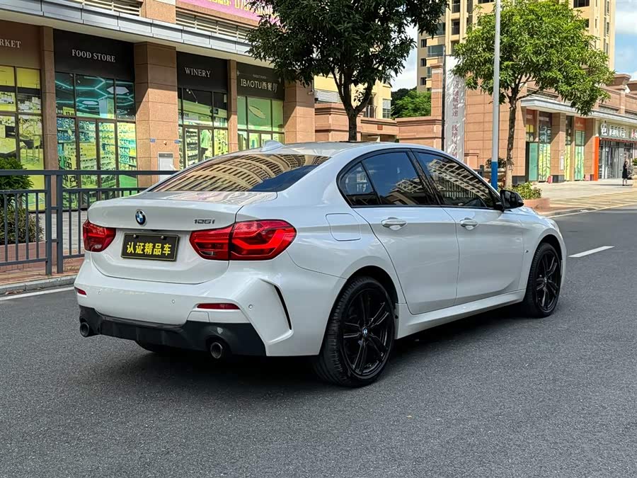 BMW 1 Series 2022 #13 BMW 1 Series 2022 car image #13