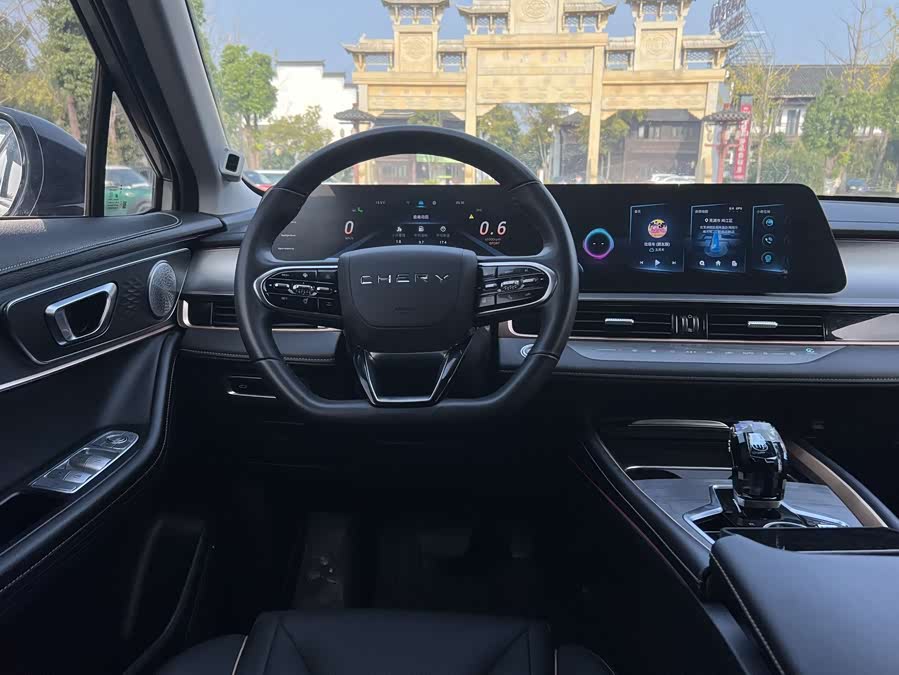 Chery Omoda 2022 car image #13