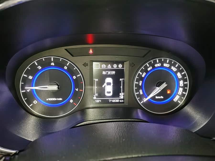 Changan Eado DT 2019 #13 Changan Eado DT 2019 car image #13