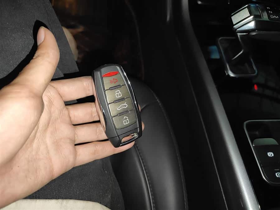 Haval H8 2017 #13 Haval H8 2017 car image #13