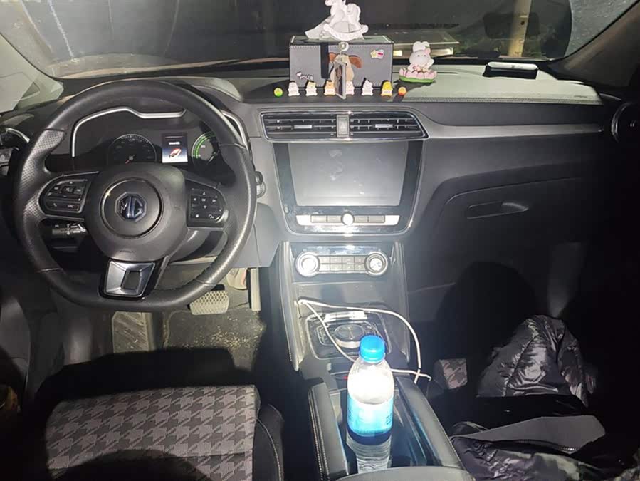 MG EZS Electric 2019 car image #13