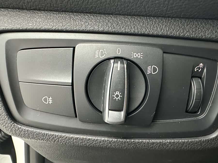 BMW 1 Series 2021 #13 BMW 1 Series 2021 car image #13