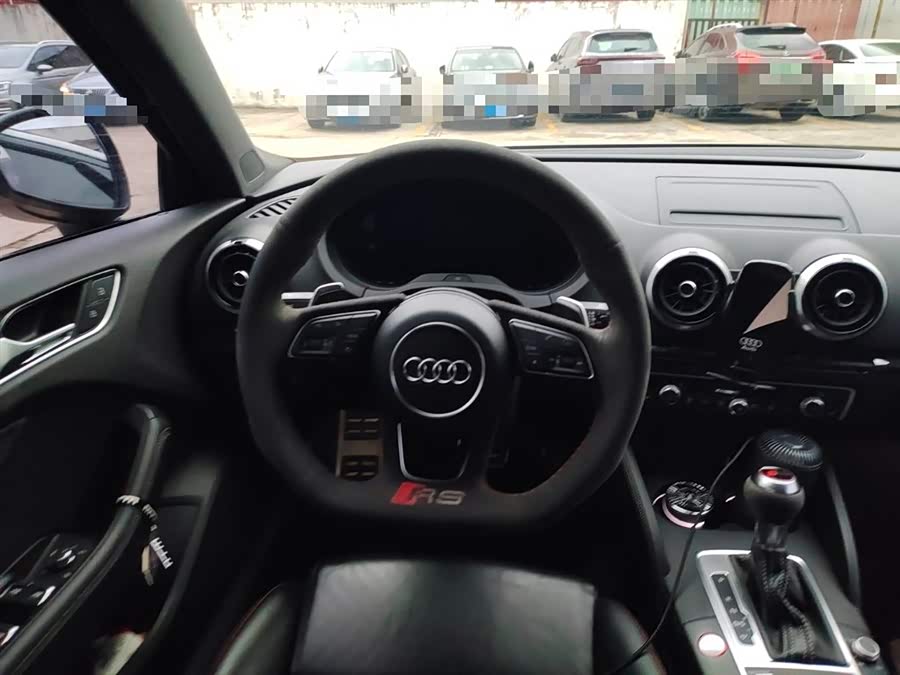 Audi RS 3 2018 car image #13