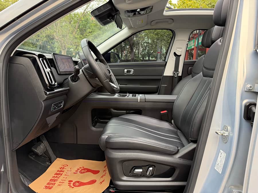 Chery Exploration 06 C-DM 2024 #13 Chery Exploration 06 C-DM 2024 car image #13