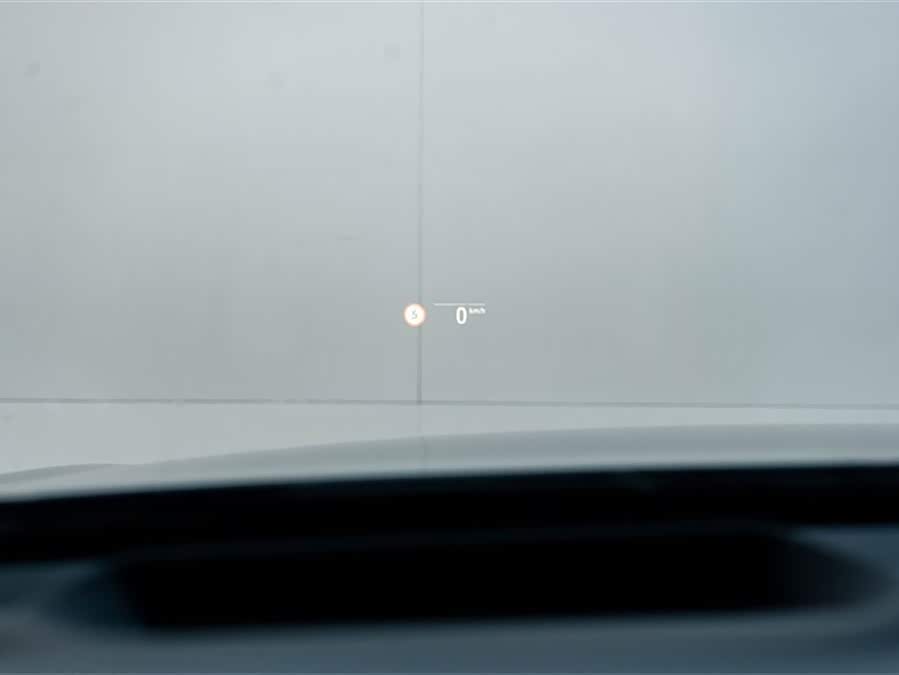 BMW 6 Series GT 2020 #13 BMW 6 Series GT 2020 car image #13